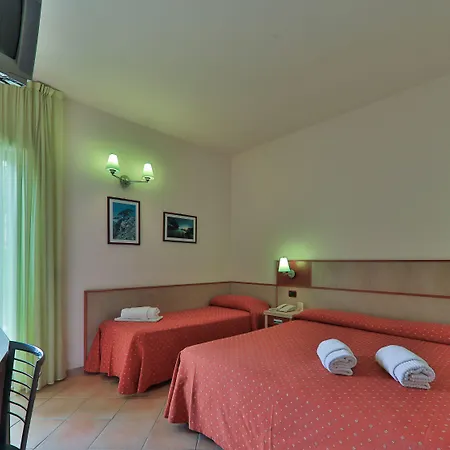 Europa Hotel 4*