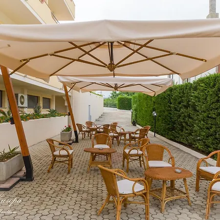 Europa 4*